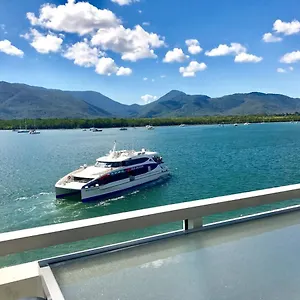  Apartment Waterfront Luxury At Harbourlights Australia